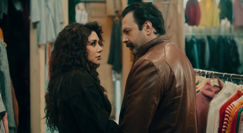 تيم بال 2006 كان يسلف وبال 2025 صار يتسلف 
معقووول فلس 😂