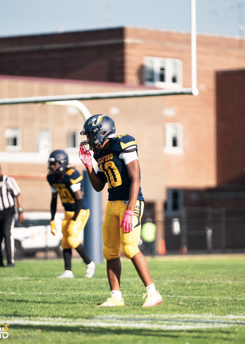 Senior Year film
hudl.com/v/2QgDf7

Junior Year film

hudl.com/athlete/169044…

Khalil Kilgo
Seaford Senior High School 
C’25
5’7
162
137 total tackles 4 sacks 6 pass deflections