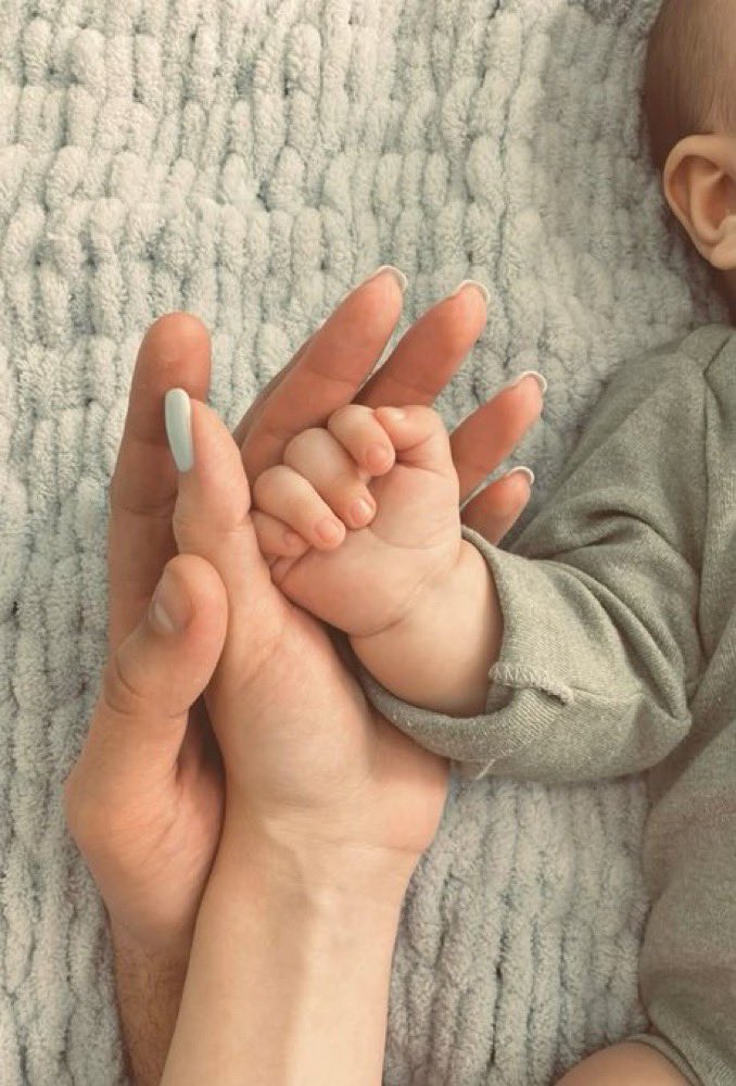 𝑂𝑛𝑒 𝑑𝑎𝑦 💚