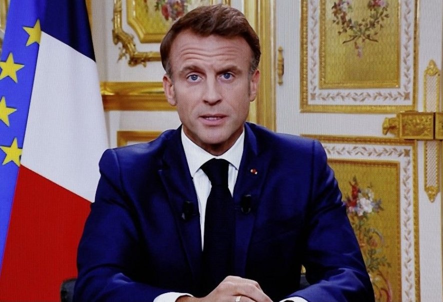 Macron est plus enclin à régler les problèmes des ukrainiens que ceux des français.
Pour l'Ukraine, il a des solutions et des chèques..
Pour nous des dettes et l'insécurité.
#Macron20h #Facealinfo