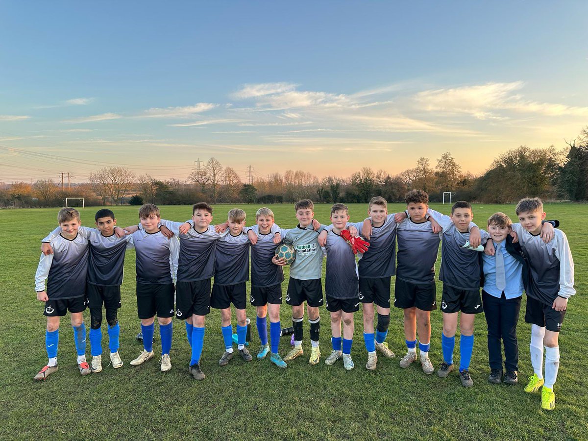 The Year 7 boys' football team played their first match of 2025, showcasing fantastic teamwork from everyone involved, and the boys should be proud of their efforts! 🔵⚽️ #maximisingpotential #RealisingPotential
