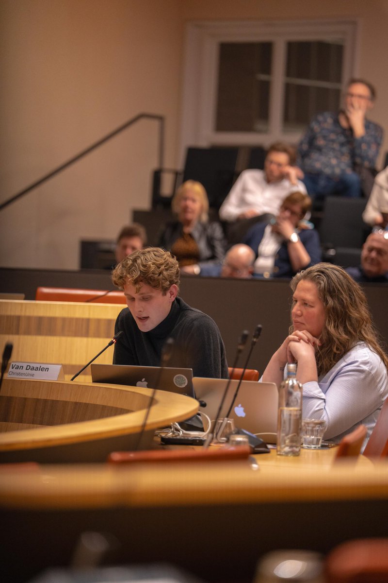 Vanavond is Pieter aan het woord tijdens het debat over Bouwurk van Arcadia waar een grote extra financiële bijdrage voor nodig is.

We zien de grote meerwaarde culturele projecten maar we zijn wel kritisch in het proces rondom het informeren van de Raad.
