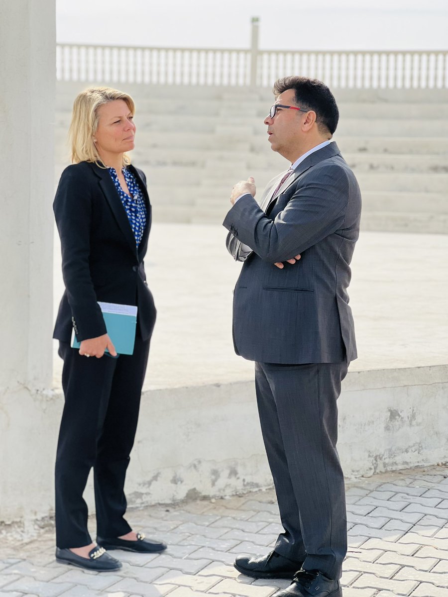 Mirza Dinnayi (@mdinnayi) on Twitter photo It was an honour to receive a high level delegation from the <a href="/UKinIraq/">UK in Iraq 🇬🇧🇮🇶</a> British Embassy, represented by H.E. Mrs Rosy Cave, Deputy British Ambassador, and a team of the diplomatic mission of His Majesty to Iraq.
We discussed various issues regarding the current challenges and It was an honour to receive a high level delegation from the <a href="/UKinIraq/">UK in Iraq 🇬🇧🇮🇶</a> British Embassy, represented by H.E. Mrs Rosy Cave, Deputy British Ambassador, and a team of the diplomatic mission of His Majesty to Iraq.
We discussed various issues regarding the current challenges and