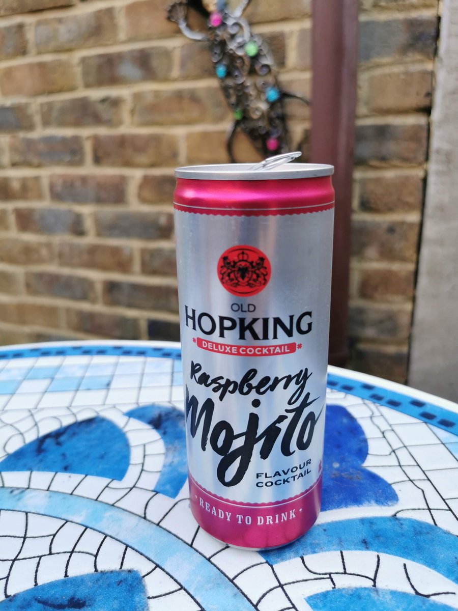 Old Hopkins - Raspberry Mojito 
.
.
.
.
.
.
#yum #drinks #instadrink #getinmybelly  #yummy #beers  #photooftheday #thirsty #cider #thirst #drinking #beer  #drink #beerstagram #bars #slurp #cocktail #beerporn #cider #ciderporn #drinkup #pub