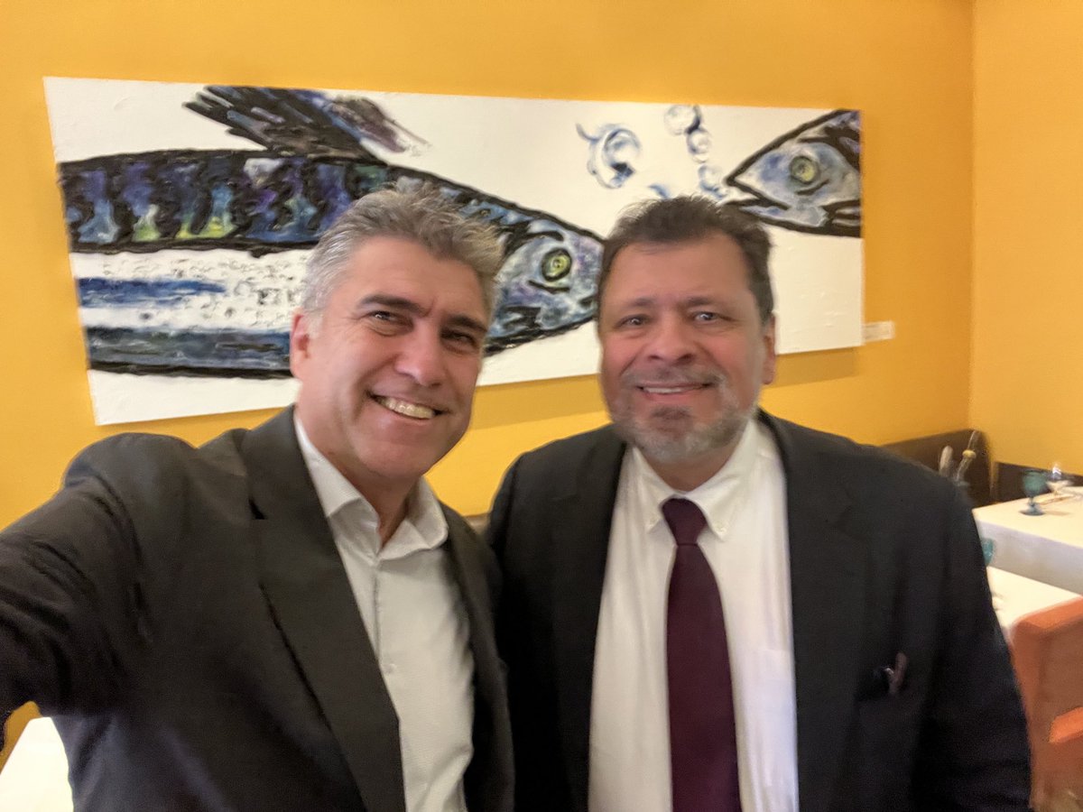 Jorge Daniel Taillant (@jdtaillant) on Twitter photo Un placer encontrarme con Victor Treviño, Consul de México en Montréal <a href="/consulmexmtl/">Consulado General de México en Montreal</a> para hablar de la agenda ambiental de América del Norte bajo el T-MEC <a href="/CCA_Espanol/">Comisión para la Cooperación Ambiental</a> Un placer encontrarme con Victor Treviño, Consul de México en Montréal <a href="/consulmexmtl/">Consulado General de México en Montreal</a> para hablar de la agenda ambiental de América del Norte bajo el T-MEC <a href="/CCA_Espanol/">Comisión para la Cooperación Ambiental</a>