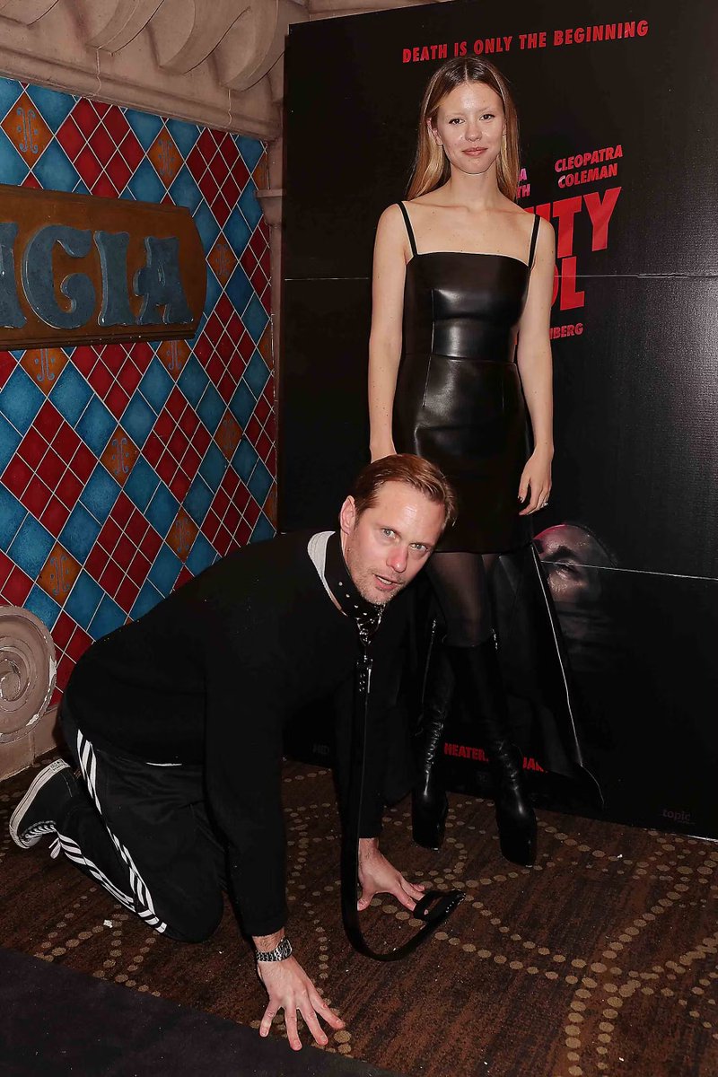 Just found out that Alexander Skarsgard wore a leash to a movie premier