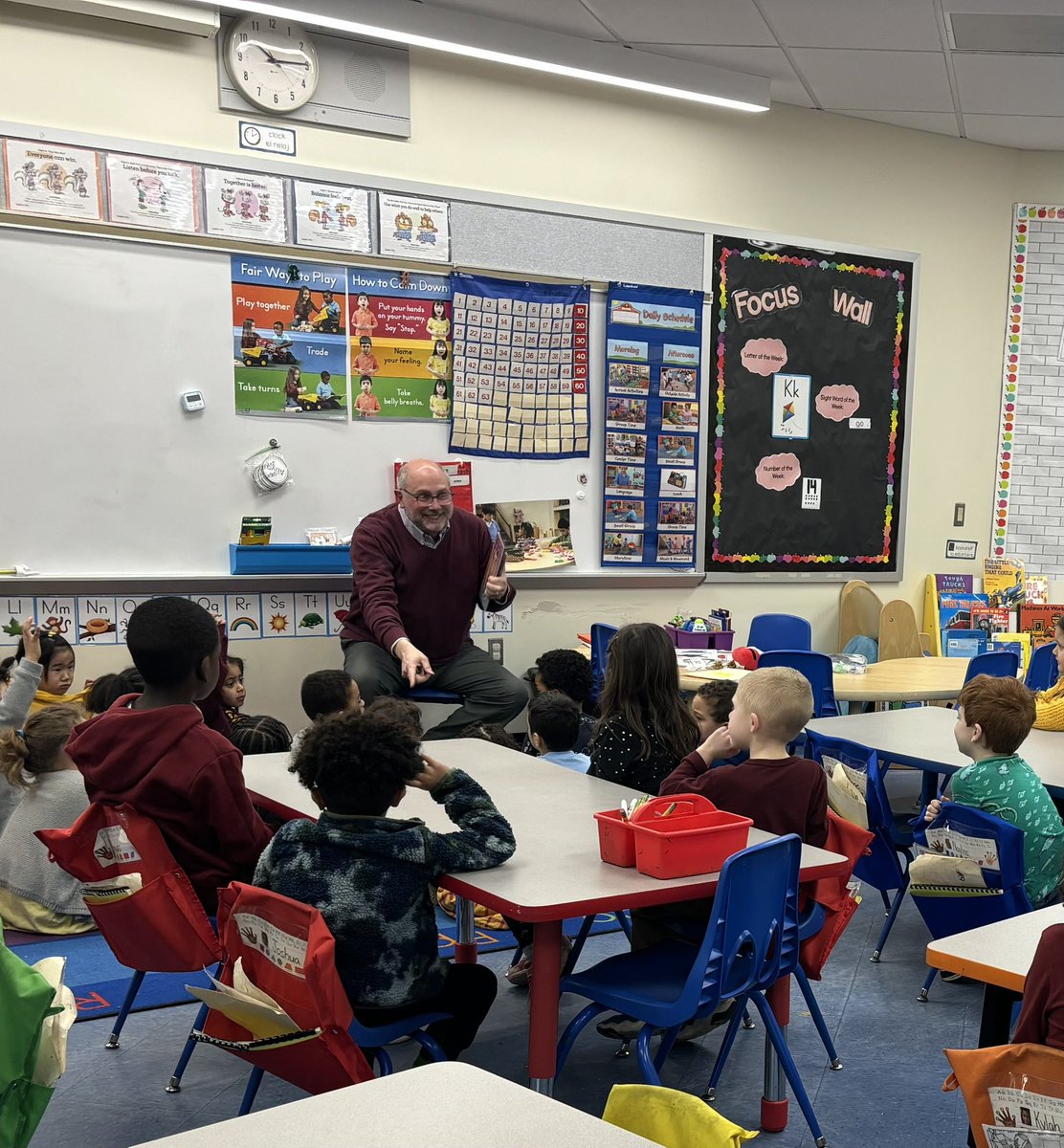 Calypso1stGrade's tweet photo. Today we had special guests join us  at Calypso for Read Across America Week. Our students got to listen to stories from Dr. Silva, Eric Fontanez, Dr. Anthes, Shannon Patrick and Molly. Thank you for coming to Calypso! We appreciate you.@CalypsoES @CalypsoPTC @BethlehemAreaSD https://t.co/JCGTTxj0q0