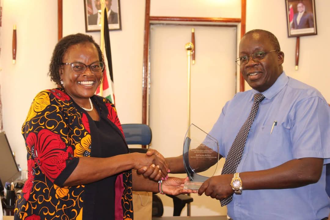 I was honoured to receive an award as an anti- Female Genital Mutilation (FGM) champion by the Kenya-Finland Bilateral Program.
I remain committed to fighting for the rights of all, especially women and girls.