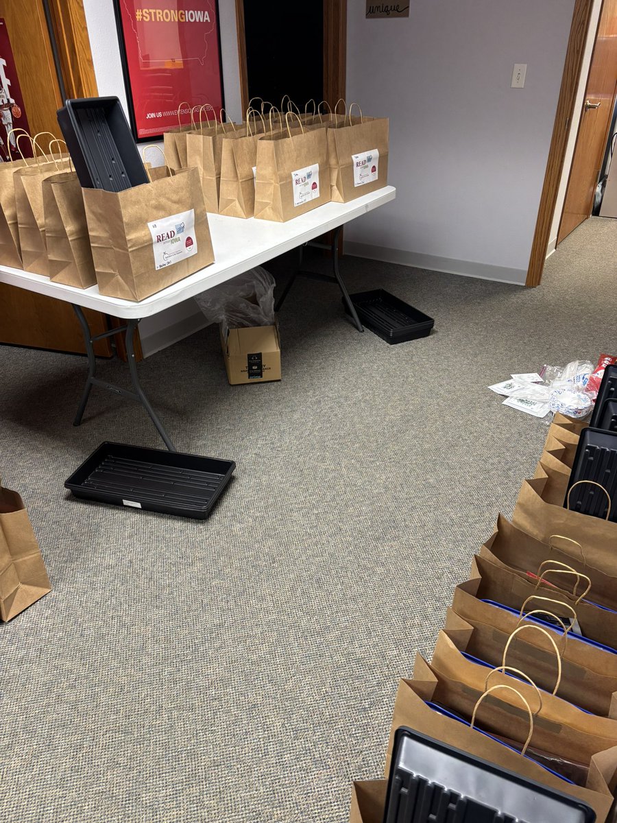 Packing up classroom kits for #ReadAcrossIowa today! <a href="/IowaAgLiteracy/">Iowa Agriculture Literacy Foundation</a> <a href="/iowa4h/">Iowa 4-H</a>