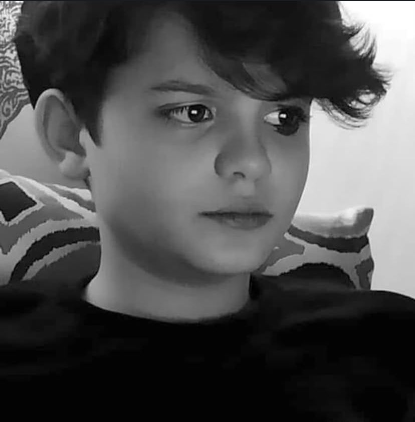 Allah’ın mühür gözlü güzel kulu Mattia Ahmet Minguzzi…

Lütfen bu çocuğu unutturmayalım, şehir eşkiyaları hak ettikleri cezayı bulsunlar.

Ahmet’in sesi olalım, rt yaparak zulmü duyurun!