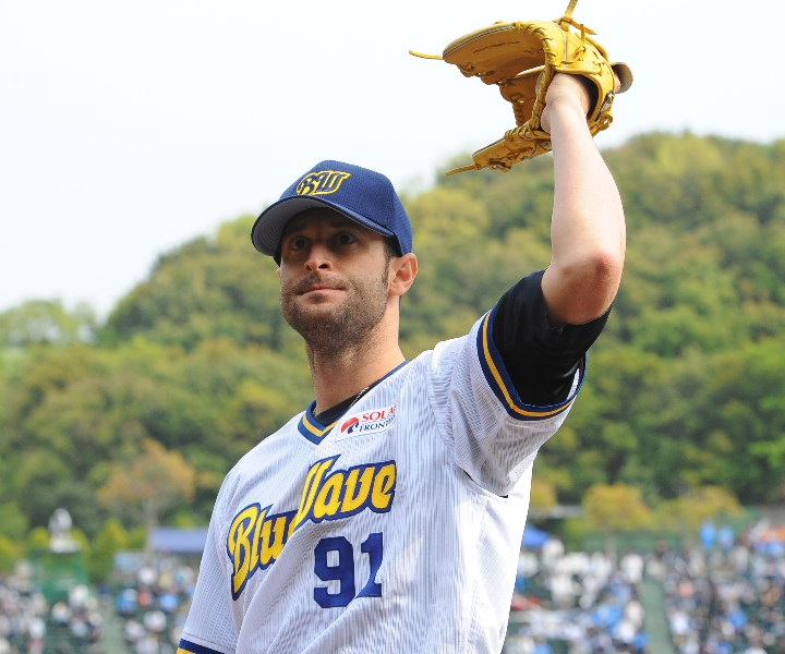 GaijinBaseball's tweet image. Former Orix Buffaloes and Hanwha Eagles pitcher Alessandro Maestri has been hired as the pitching coach for the Italian National Team.

Maestri represented Italy at the first 4 World Baseball Classics and the 2015 Premier 12.