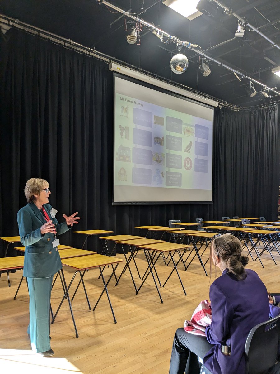 #NCW2025 and this morning <a href="/Amethyst6th/">Amethyst Sixth Form</a> we had a CV and Interview Technics session delivered by Heather who works in recruitment, followed by a year 9 assembly <a href="/AldersleyHighSc/">AldersleyHighSchool</a>  from Rose #midlandmetroalliance Thank you ladies, students loved it 😁 <a href="/AldersleyCEIAG/">aldersleycareers</a> <a href="/AmethystAcademy/">AmethystAcademy</a>