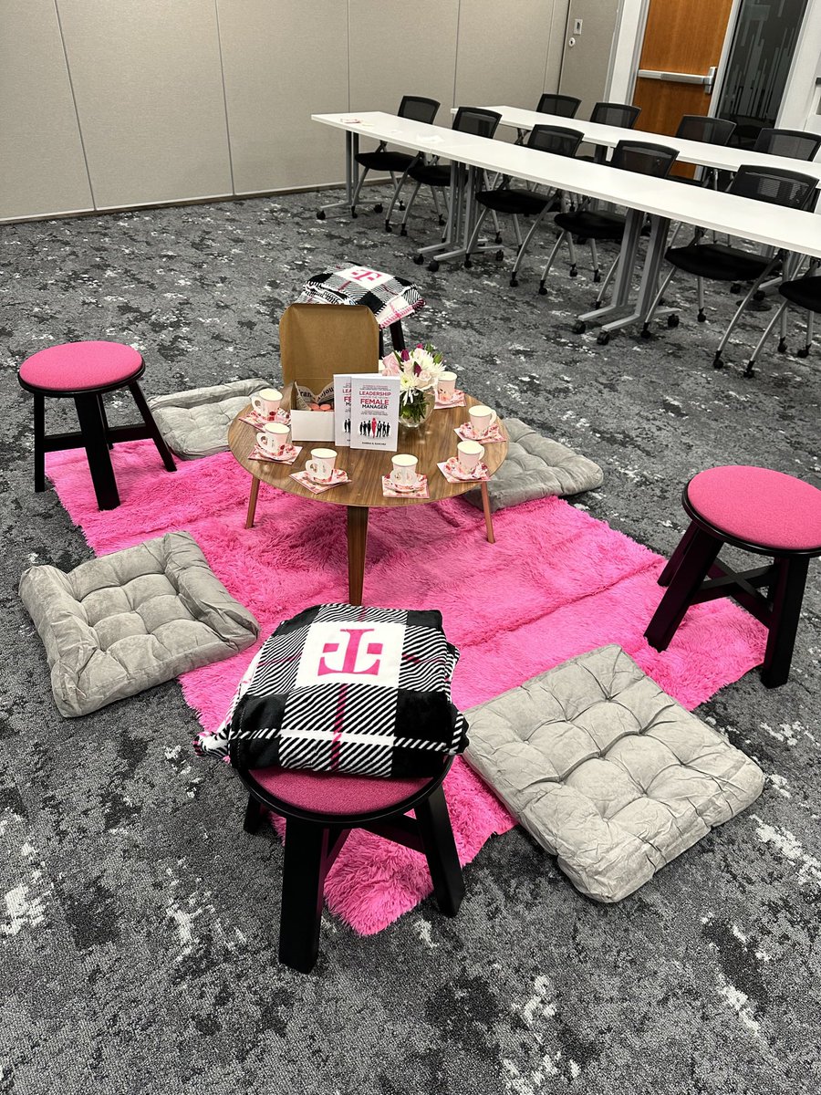 Celebrating the powerhouse women of Houston and the SiS Channel this #WomensHistoryMonth! 
Your leadership, resilience, and impact inspire us daily. Keep breaking barriers, leading with confidence, and making history! 💪👑 #EmpoweredWomen #LeadTheWay