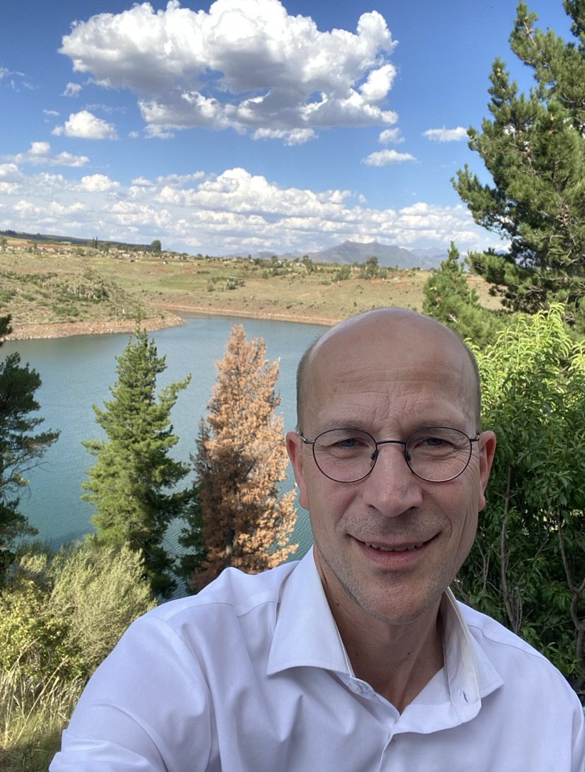 The Kingdom of #Lesotho is, among many other things, the most important water tower in southern Africa.

Germany is proud of its partnership &amp; cooperation with Lesotho. 

Re batla ho sebetsa mmoho 🇩🇪🫱🏽‍🫲🏻🇱🇸