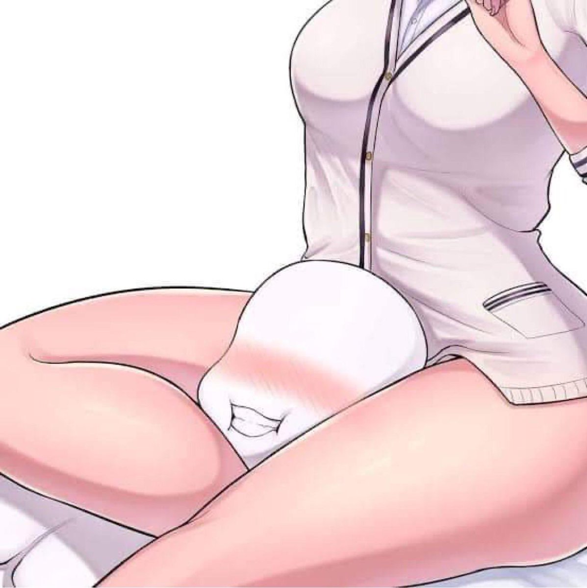 cariproo's tweet photo. I like big thighs y ese cb tiene unas clase batatas. Like take me out pleaaaaase https://t.co/YQACjcwbAL