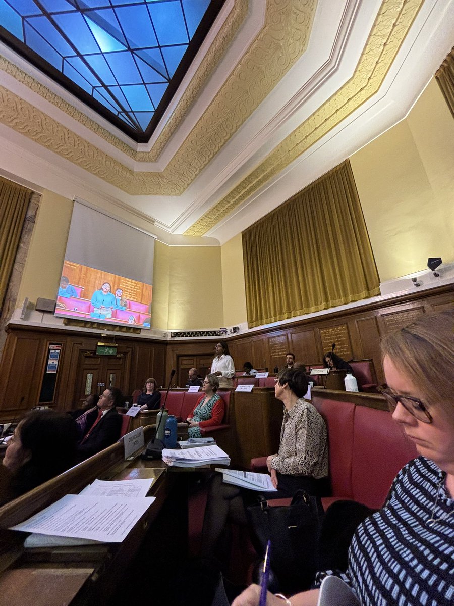 Lizzy Dobres (@lizzydobres) on Twitter photo Fantastic speech tonight by my colleague <a href="/Sarmila_V/">Cllr Sarmila Varatharaj</a>.
Ahead of International Women’s Day Sarmilla set out <a href="/wandbc/">Wandsworth Council</a> top priority of tackling violence against women and girls and reducing gender inequality.
Lots of work to do but we are on our way 🌹🌹 Fantastic speech tonight by my colleague <a href="/Sarmila_V/">Cllr Sarmila Varatharaj</a>.
Ahead of International Women’s Day Sarmilla set out <a href="/wandbc/">Wandsworth Council</a> top priority of tackling violence against women and girls and reducing gender inequality.
Lots of work to do but we are on our way 🌹🌹