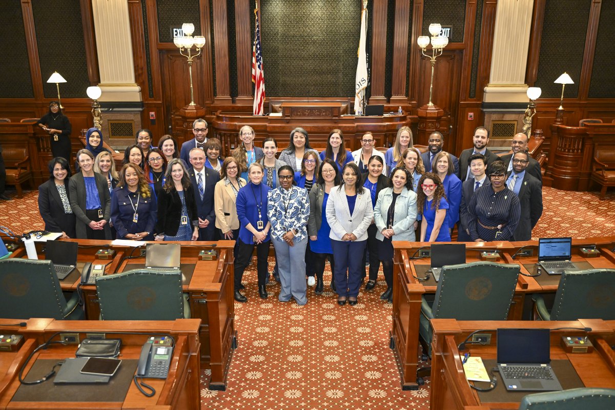 Rep Mary Gill (@repmarygill) on Twitter photo Yesterday, many of my colleagues and I wore blue to oppose cuts to federal education funding and stand up for our students and teachers! Yesterday, many of my colleagues and I wore blue to oppose cuts to federal education funding and stand up for our students and teachers!