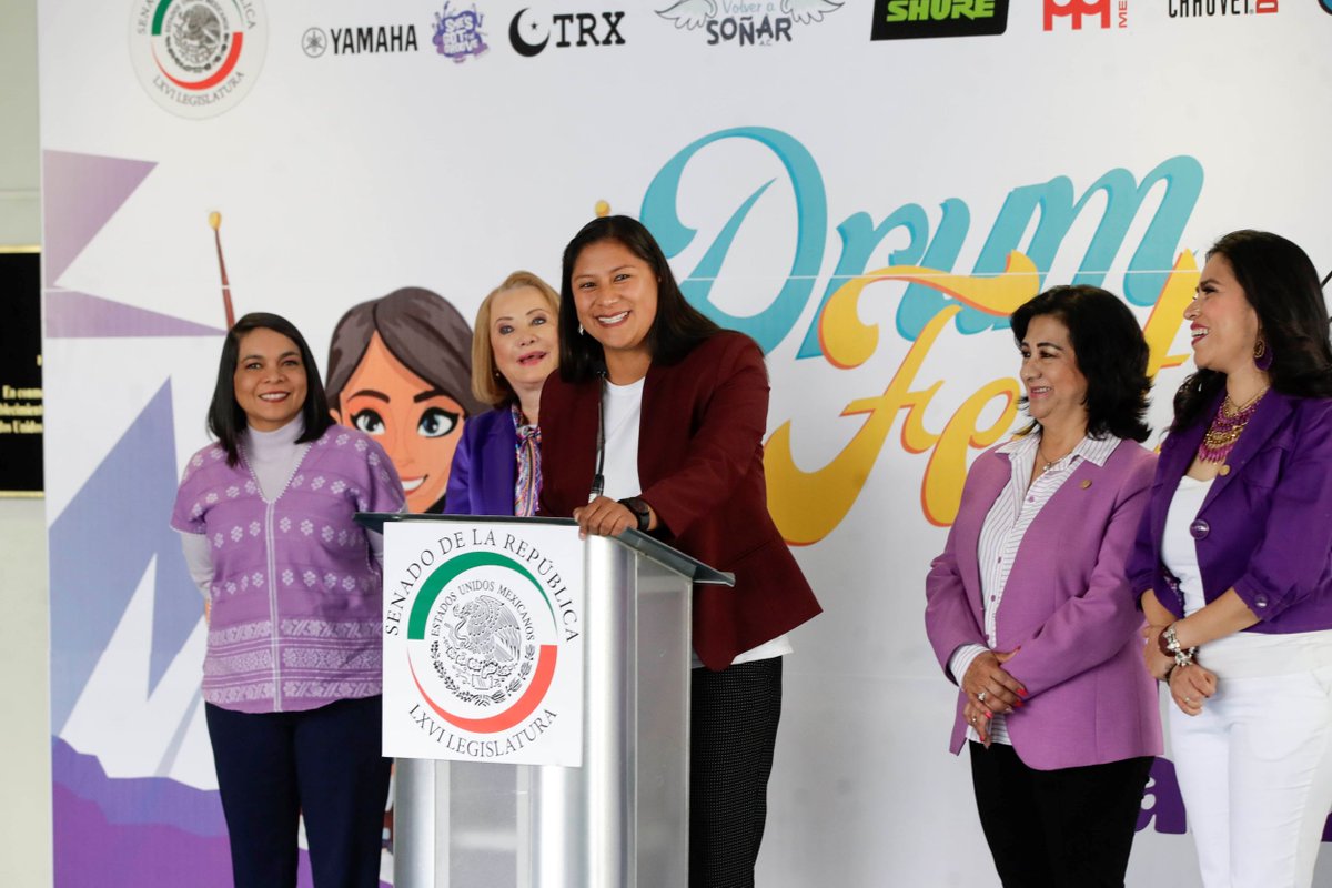 📷 Bateristas del movimiento "Ella Suena" acudieron al Senado para demostrar su talento y convivir con senadoras. comunicacionsocial.senado.gob.mx/multimedia/gal…