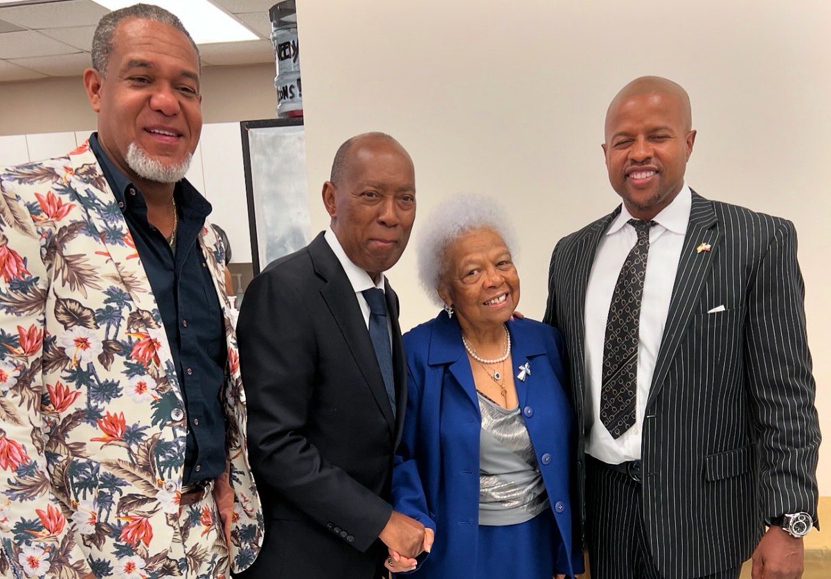 Deeply saddened by the loss of Congressman Sylvester Turner—a true giant in our city and beyond. Following him in District 139 was an honor, and his leadership, wisdom, and passion for service shaped so many of us. Houston lost a legend, but his legacy will live on. WELL DONE 🕊️