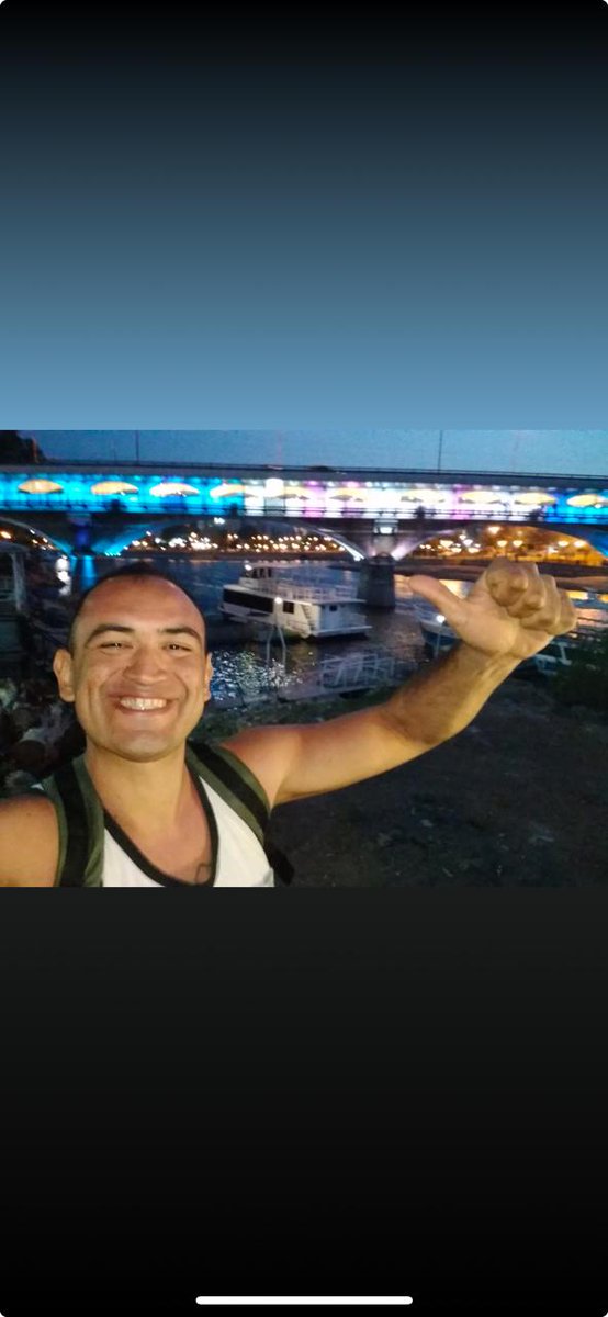 El lunes a 5min de terminar el partido este tipo me agarró de la cola y me tocó sin consentimiento debajo de la tribuna chivilcoy, luego lo detuvieron y se hizo la denuncia correspondiente ante la policía y el departamento de género del club.
<a href="/AllBoysLocura/">All Boys Locura Web</a>