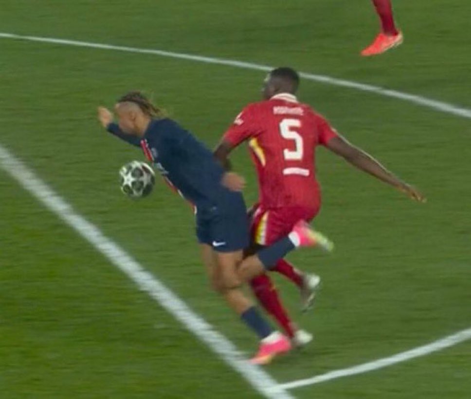 Les Twins tweet media