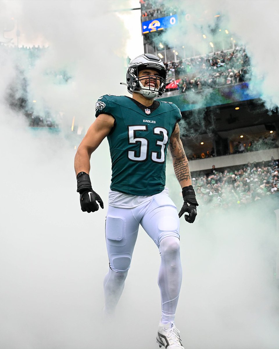 Eagles's tweet image. This signing’s got us cheesin’ 😁
