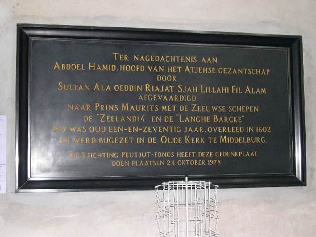 achehsultanate's tweet photo. Bukan Syaria't yang menghambat ekonomi tapi Pancasila.

Sejarah mencatat :

Tahun 1602 Belanda mengundang Acheh sebagai Kerajaan besar di Asia untuk mengakui Kemerdekaannya dari Spanyol.

Tahun 1602 di Jawa VOC membenturkan Mataram dan Banten untuk di Perbudak.

Think Smart Bro���� https://t.co/j17nGFBVy8
