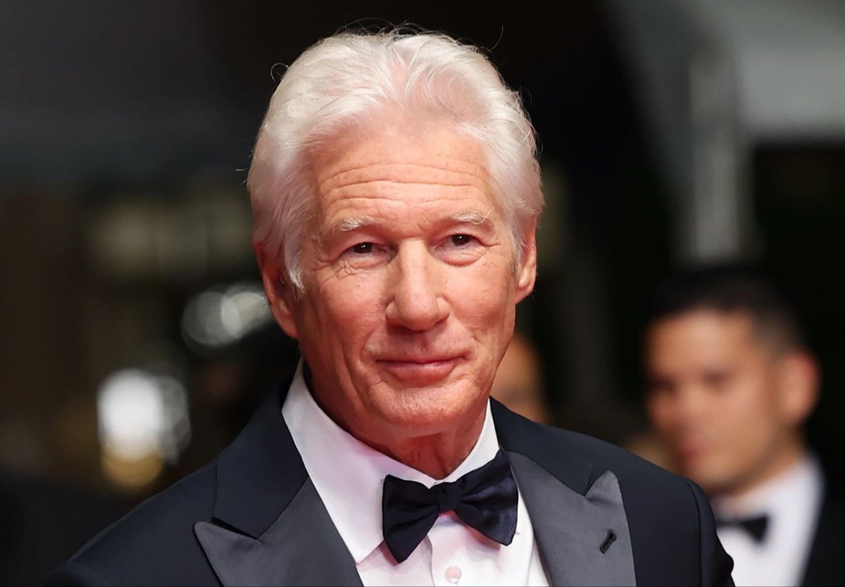 VictorKvert2008's tweet image. Ричард Гир уезжает из США в Испанию вместе со своей семьей и клянется никогда не возвращаться, ссылаясь на причины, связанные с Илоном Маском.