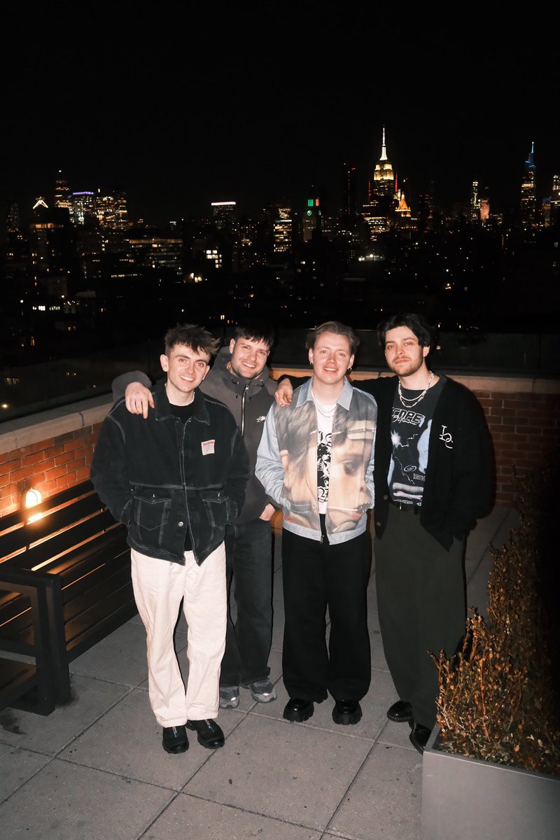 onlythepoetsuk's tweet image. It’s nearly midnight in New York City and it felt like a necessary time for some real reflection on our journey so far. 

I guess when I started only the poets back in 2017 I never guessed it would take me to the other side of the world. Tonight I’m thinking about the first time…