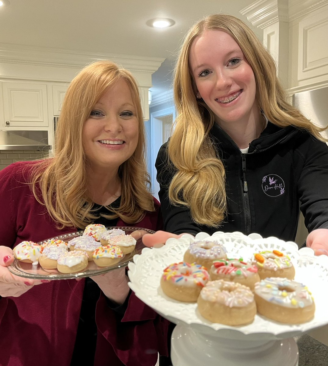 Jean Mackin tweet media