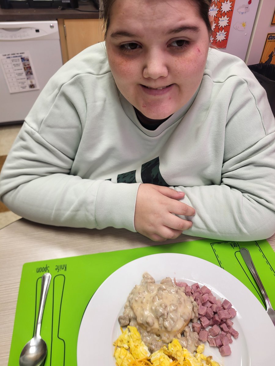 Breakfast is served! <a href="/TheCoyoteWay/">CypressCreek</a>