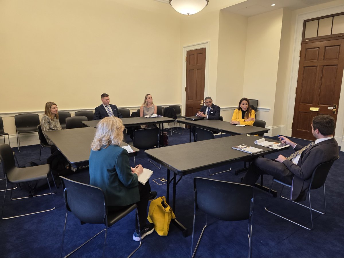 EntergyLA's tweet image. Energy Assistance Program #LIHEAP helps our customers and neighbors who are struggling with energy bills by providing payment arrangements and other available funding. Our LA team had the honor to attend #LIHEAPAction Day in Washington, D.C. where we encouraged members of…