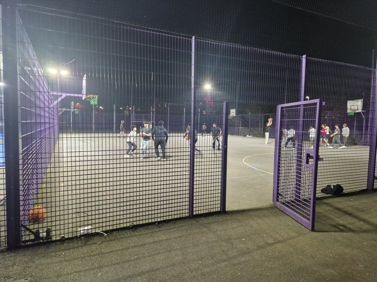 Didsbury High School PE (@didsburype) on Twitter photo 🏫 | Loughborough X <a href="/ELITEPathwayLT/">ELITE Pathway</a>
End of day 1 and students have checked in to their rooms at the Elite Athlete Hotel and have had the evening to take in campus life <a href="/DidsburySF/">Didsbury Sixth Form</a>
#Didsbury #Manchester #LaurusTrust 🏫 | Loughborough X <a href="/ELITEPathwayLT/">ELITE Pathway</a>
End of day 1 and students have checked in to their rooms at the Elite Athlete Hotel and have had the evening to take in campus life <a href="/DidsburySF/">Didsbury Sixth Form</a>
#Didsbury #Manchester #LaurusTrust