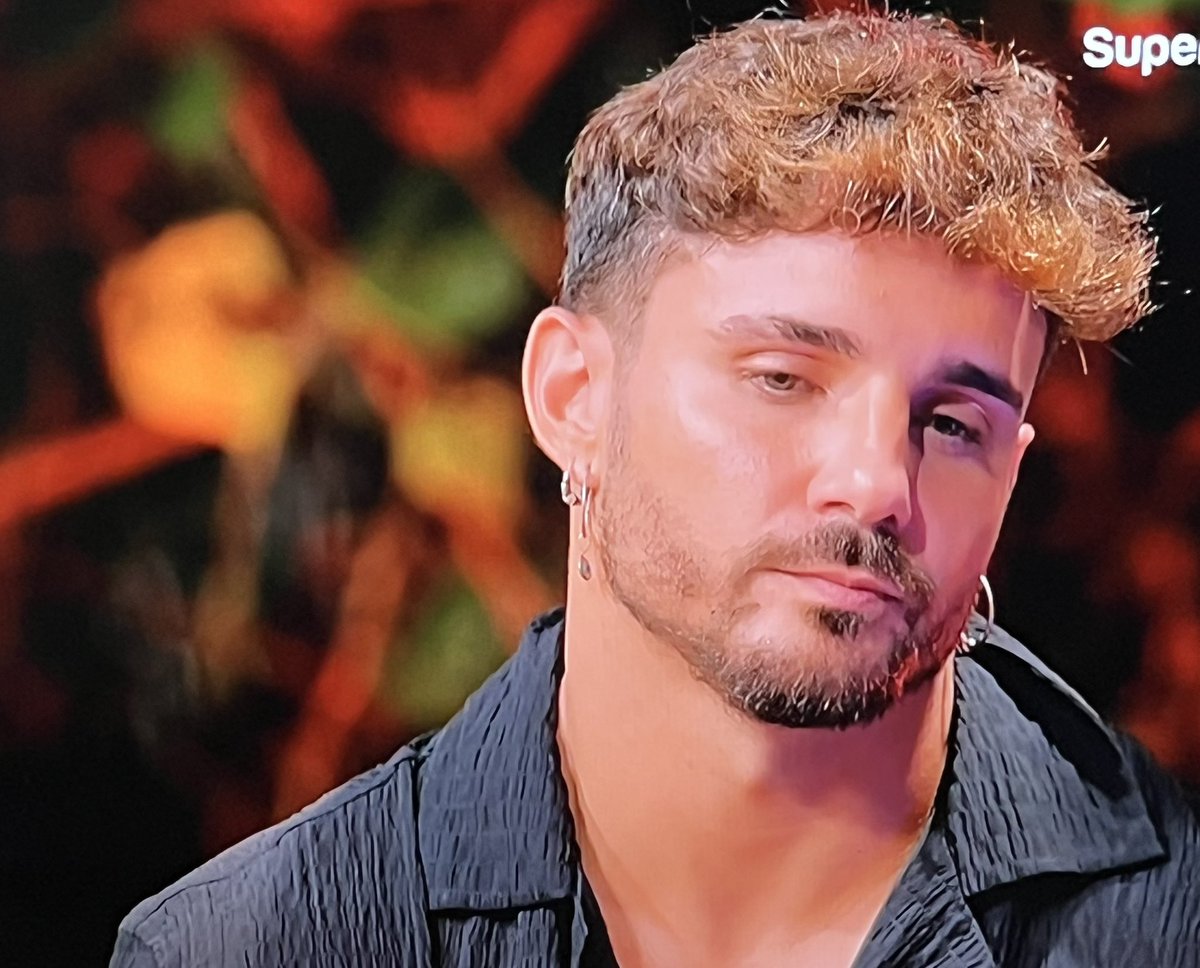 #LaIslaDeLasTentaciones15
Por favor las caras de Manuel cuando Anita le ha dicho q se quiere ir con él JAJAJAJAJAJAJAJAJAJAJAJAJAJAJAJAJAJAJAJAAJAJAJAJAJAJAJ