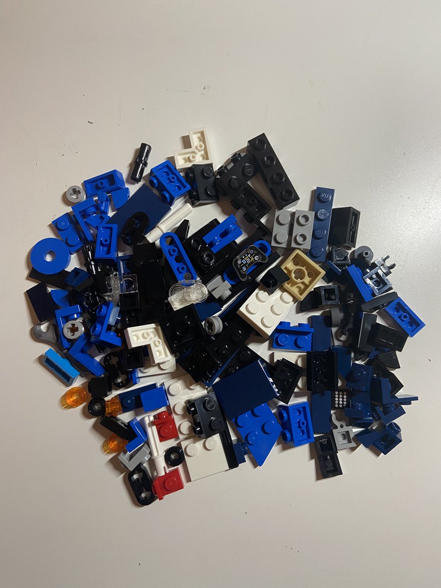no one told me the williams lego car is already prebuilt