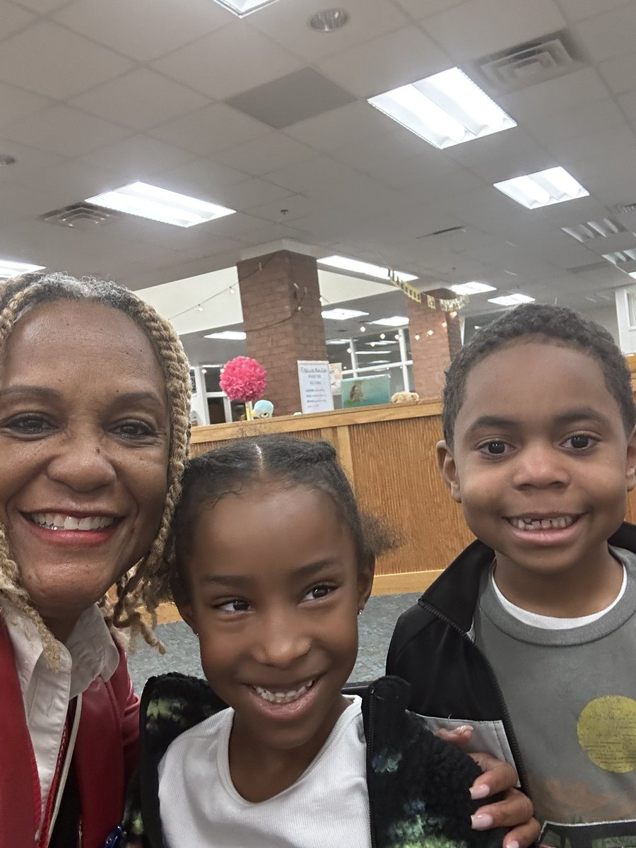 HCS Student Conduct Dpt. (@conduct_hcs) on Twitter photo Student Conduct participated in Read Across America! A great time was had reading to the students at <a href="/gpdojopc/">PCE_HCS</a> and <a href="/MCE_HCS/">Mt. Carmel Mustangs</a>! Thank you for having us! 📚📖 <a href="/HenryCountyBOE/">Henry County Schools</a> Student Conduct participated in Read Across America! A great time was had reading to the students at <a href="/gpdojopc/">PCE_HCS</a> and <a href="/MCE_HCS/">Mt. Carmel Mustangs</a>! Thank you for having us! 📚📖 <a href="/HenryCountyBOE/">Henry County Schools</a>