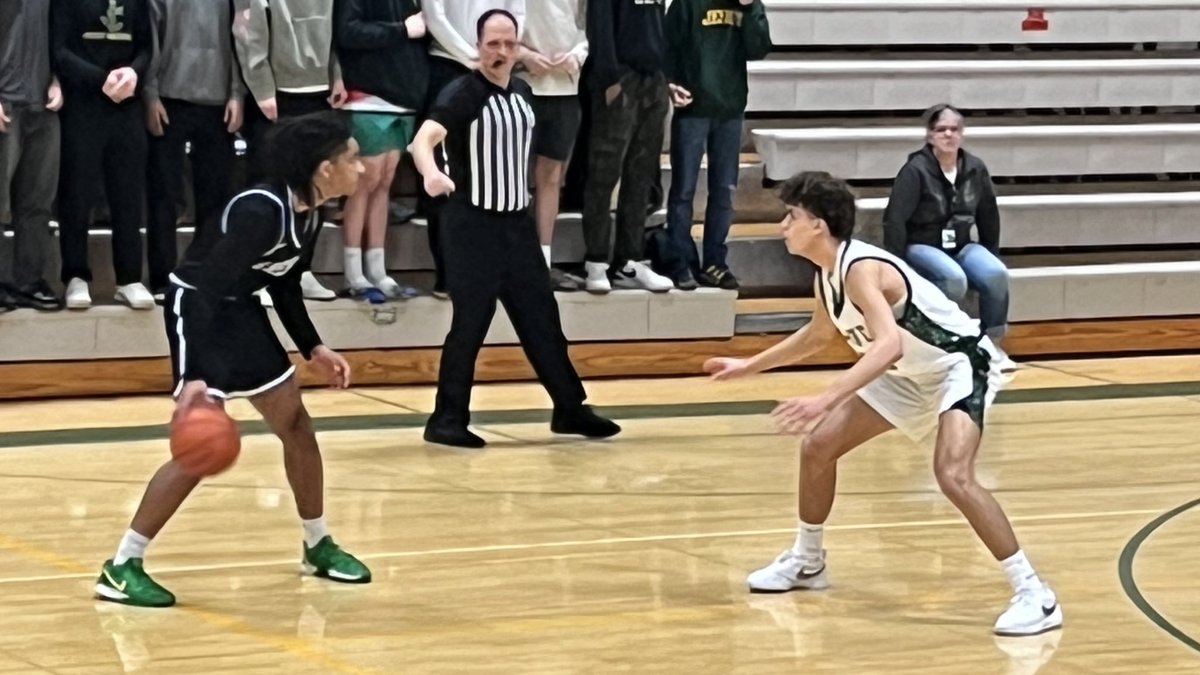 Prep Hoops Oregon (@prephoopsor) on Twitter photo Halftime: Jesuit 47, Gresham 28
Crusaders have caught fire from three and sprint into the break up almost 20. <a href="/Kilfoil_Patrick/">Patrick Kilfoil</a> and <a href="/Ryanfras13/">Ryan fraser</a> have 12 points each, <a href="/isaac_bongen/">Isaac Bongen</a> has 11. Halftime: Jesuit 47, Gresham 28
Crusaders have caught fire from three and sprint into the break up almost 20. <a href="/Kilfoil_Patrick/">Patrick Kilfoil</a> and <a href="/Ryanfras13/">Ryan fraser</a> have 12 points each, <a href="/isaac_bongen/">Isaac Bongen</a> has 11.