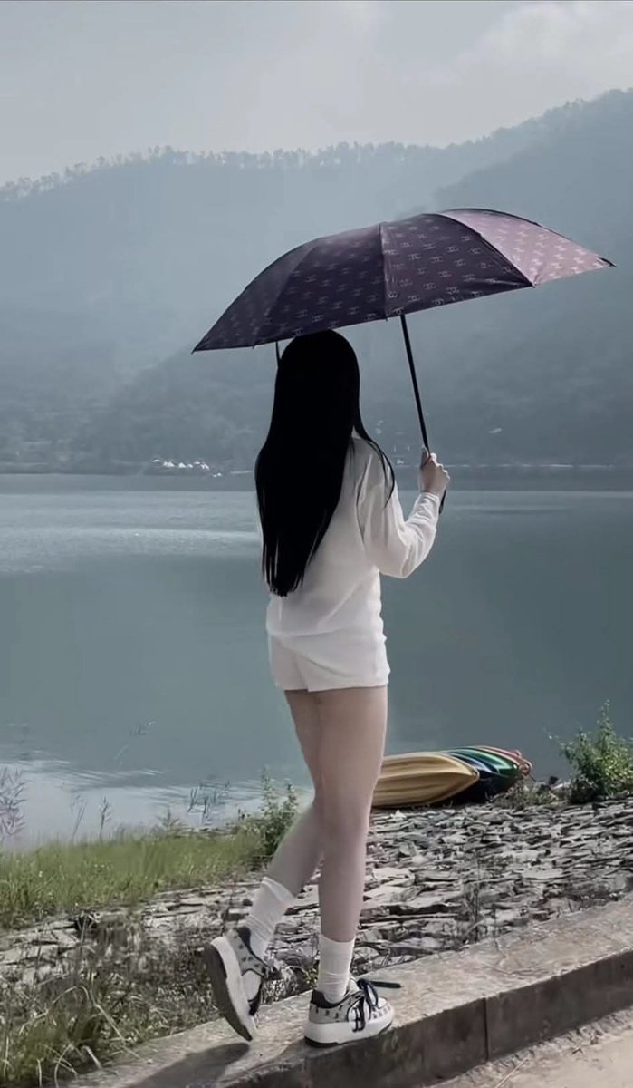 Hôm nay trời đổ cơn mưa
