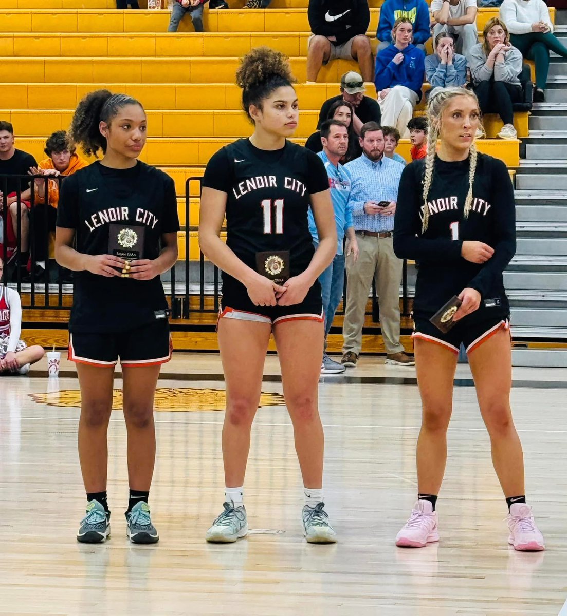 What a Game. So Proud of these young ladies for their effort and performance tonight. They battled to the end. Region Runner-Ups! Congrats Lexi, Kara, and Rylee for making all tournament. We will travel to White Co. Saturday for our substate match up.