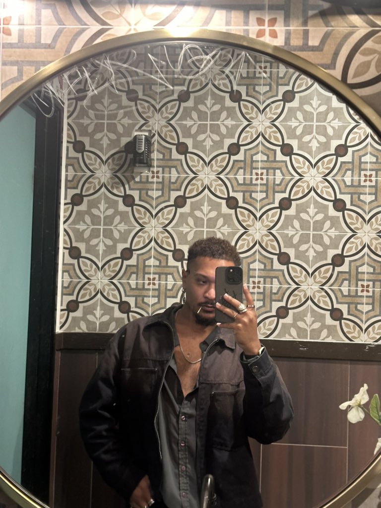 kristian (@krisxiann) on Twitter photo 