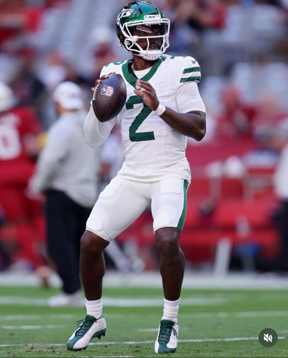 7 beers deep: “yo Tyrods kinda drippy”