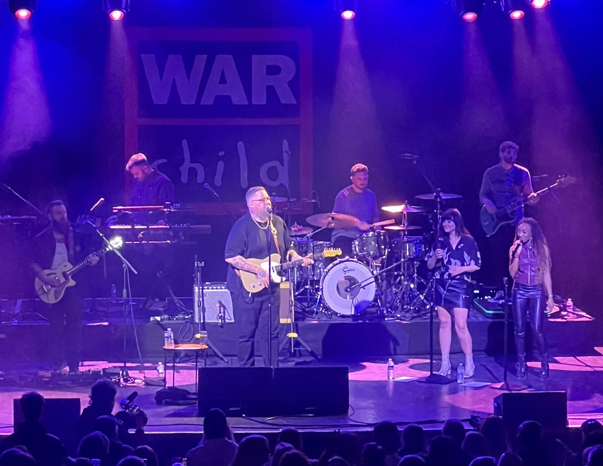 Thank you ⁦<a href="/RagNBoneMan/">Rags</a>⁩ fantastic evening, love the new songs! #WarChild