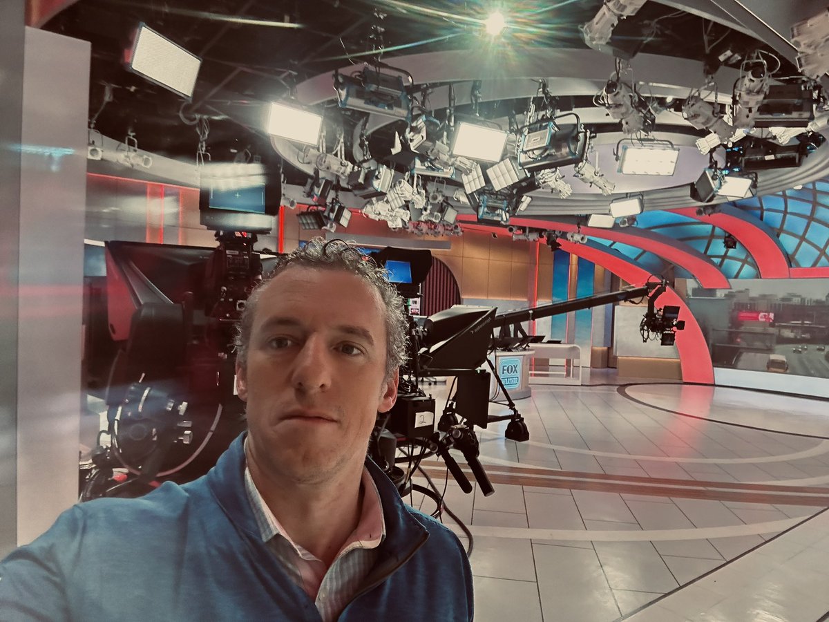 About to join the wx legend <a href="/weatherbender_/">Steve Bender</a> on the best in the biz <a href="/foxweather/">FOX Weather</a> ❄️ 🌧️ 💨 now 😎😎😎