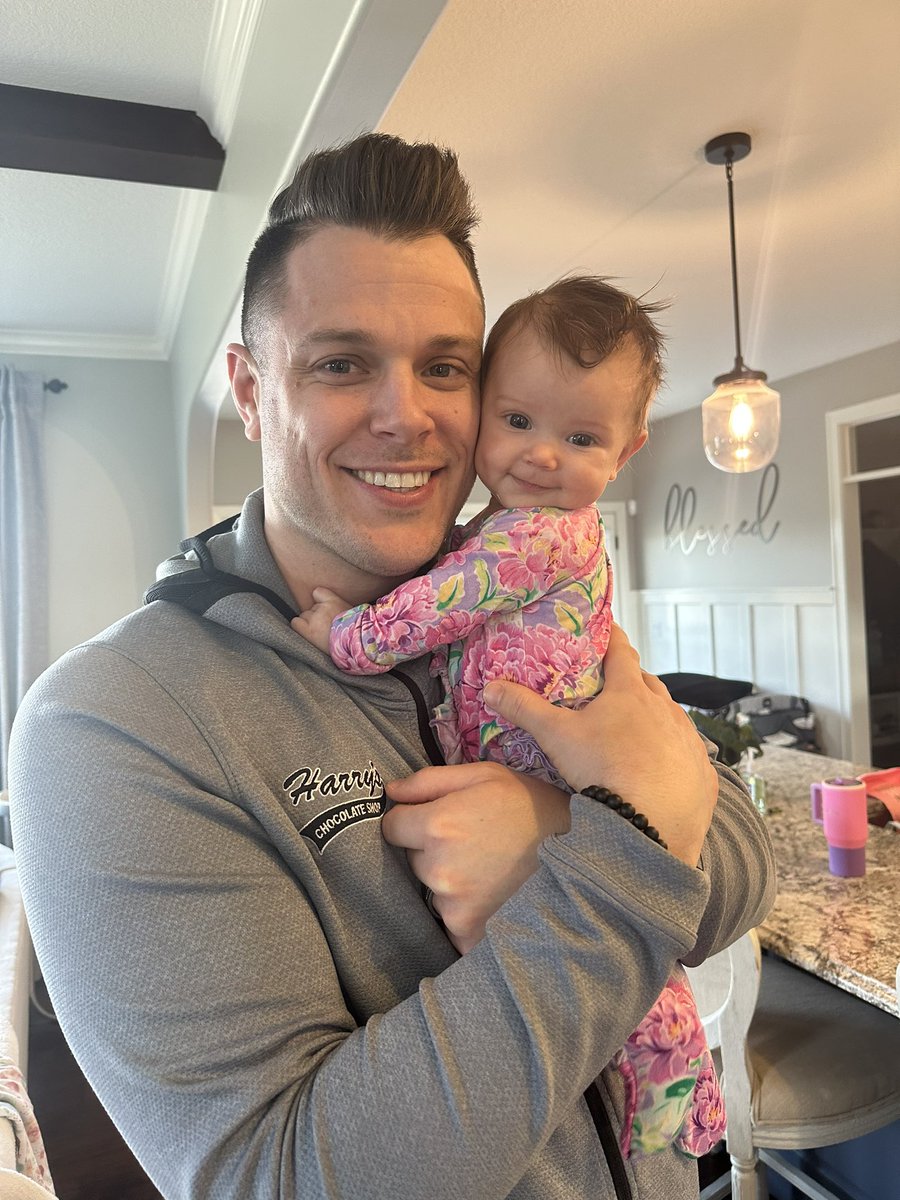 C_K_3's tweet image. Junie bug is growing up tooo quick!!