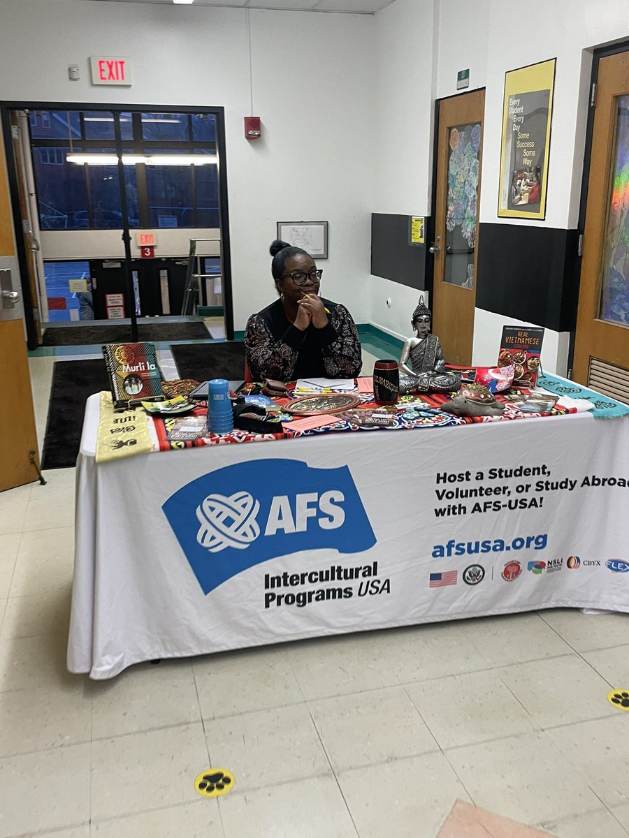 One of my favorite nights of the year! <a href="/CHUHSchools/">CHUH City Schools</a> <a href="/CHUHRoxEl/">Roxboro Elementary</a> Multicultural Night!