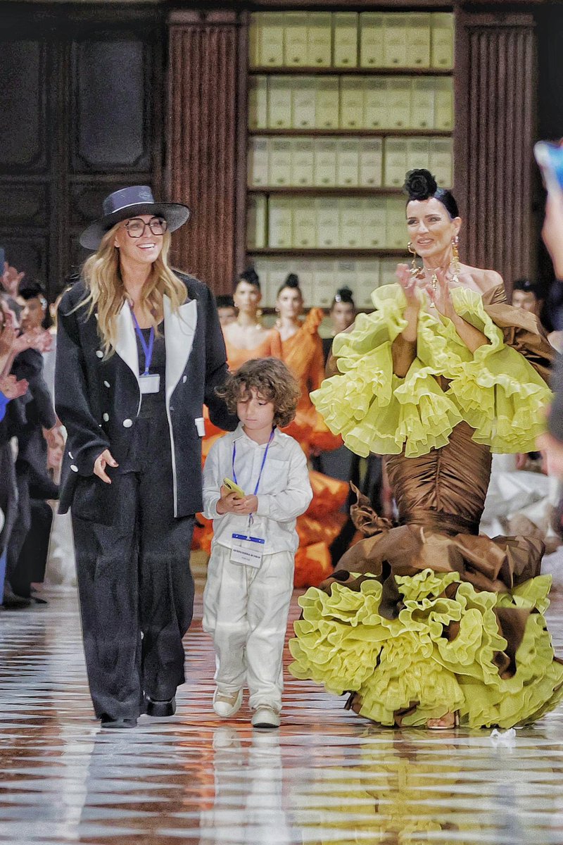 Revista Escaparate tweet media