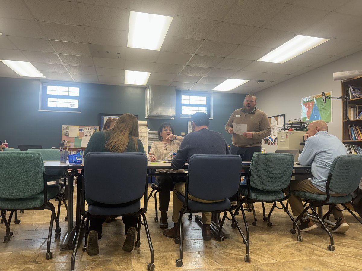 “Growth comes not from what we already know, but from the wisdom we gain by learning from others”. We had such a great day collaborating with Cross County, Riverview and Trumann leaders! <a href="/amyygayle/">Amy Y. Gayle</a> <a href="/TheresaHamiton/">TDHam08</a>