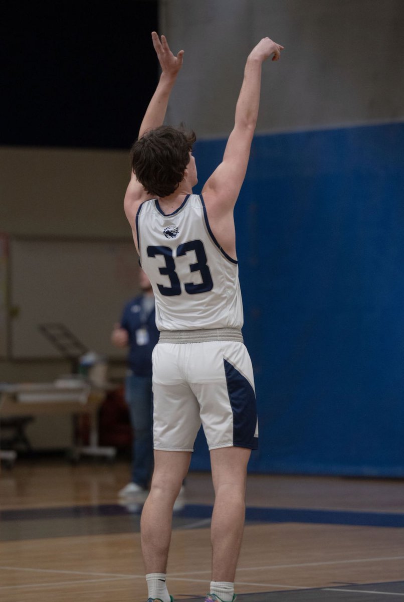 Clinton Boys Basketball Program tweet media