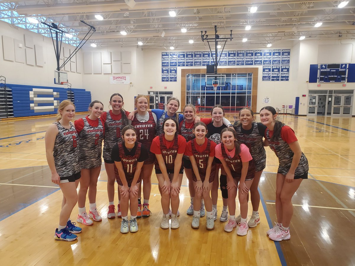 Thank you <a href="/cpsbroncos/">Centennial School</a> for letting us get a practice in on our way down to Lincoln for the state tournament! #nebpreps