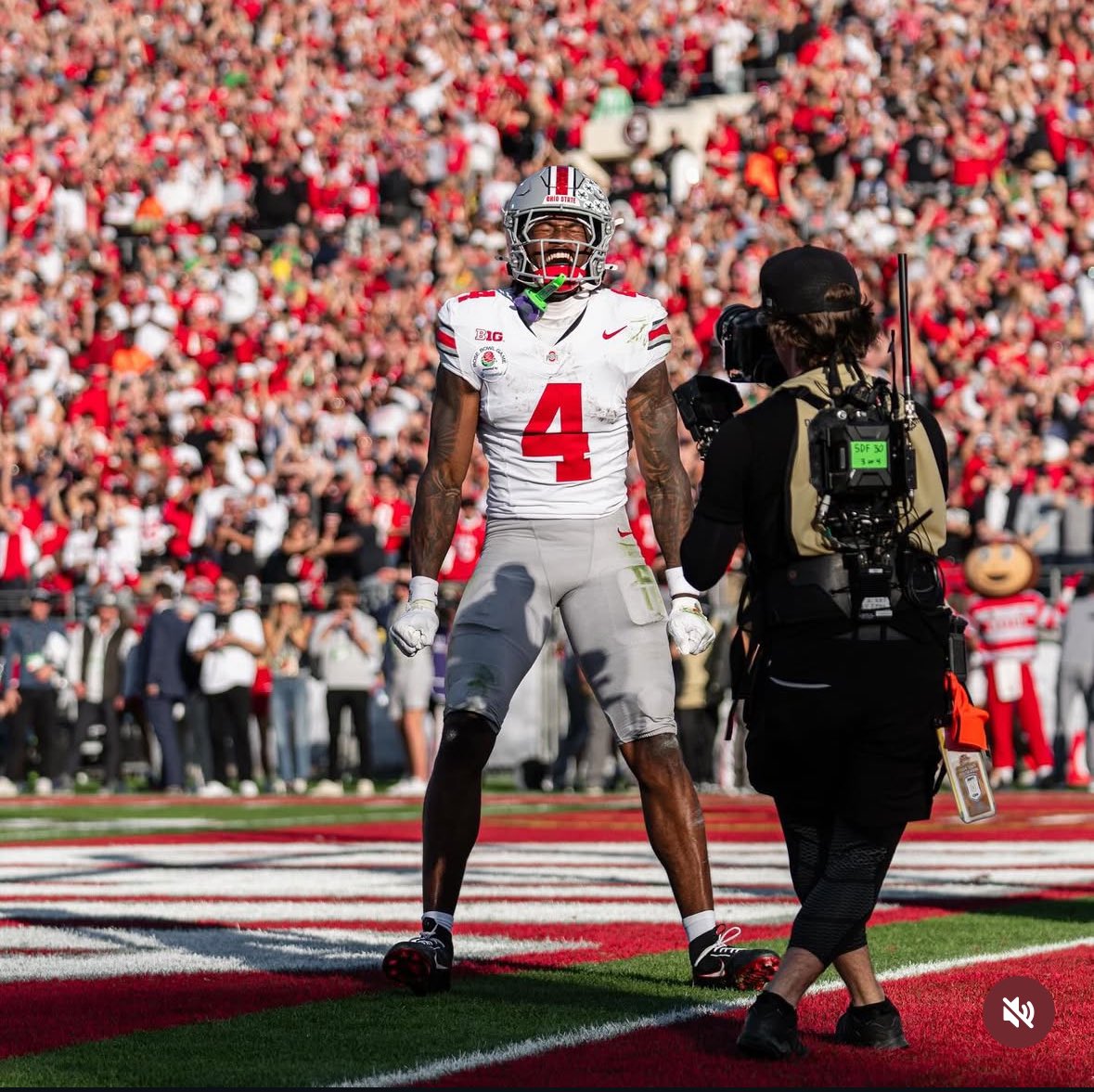 THANK YOU JESUS AGTG! After an amazing conversation and FaceTime call with Coach <a href="/Locklyn33/">WalkOnCoach ⭕️H 🌰</a> I am super blessed and honored to receive an offer from THEE NATIONAL CHAMPS OHIO STATE UNIVERSITY!! <a href="/GregBiggins/">Greg Biggins</a> <a href="/adamgorney/">Adam Gorney</a> <a href="/ChadSimmons_/">ChadSimmons</a> <a href="/Andrew_Ivins/">Andrew Ivins</a> <a href="/Bucknuts247/">Bucknuts</a> <a href="/CoachTroop3/">elite_Threatz</a>